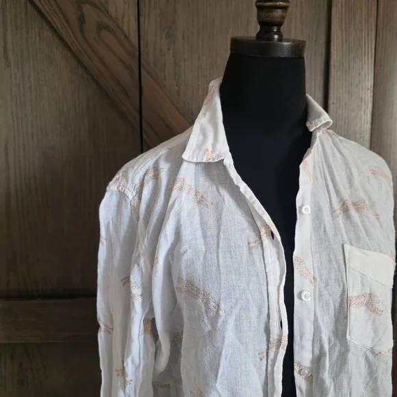 LAST CHANCE Rails Leopard Linen Button Down - Picture 2 of 5